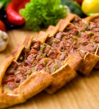 Kuşbaşılı Pide